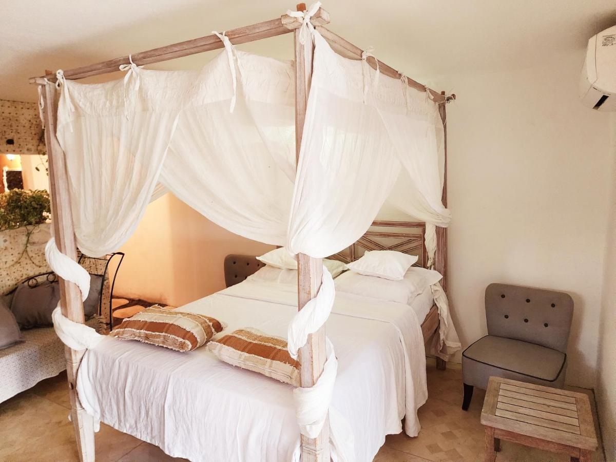 Perle Stone Studio- Bed And Breakfast Simpson Bay Dış mekan fotoğraf